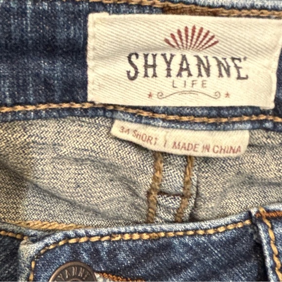 Shyanne Blue Boot Cut Jeans with Classic Style - Picture 3 of 4